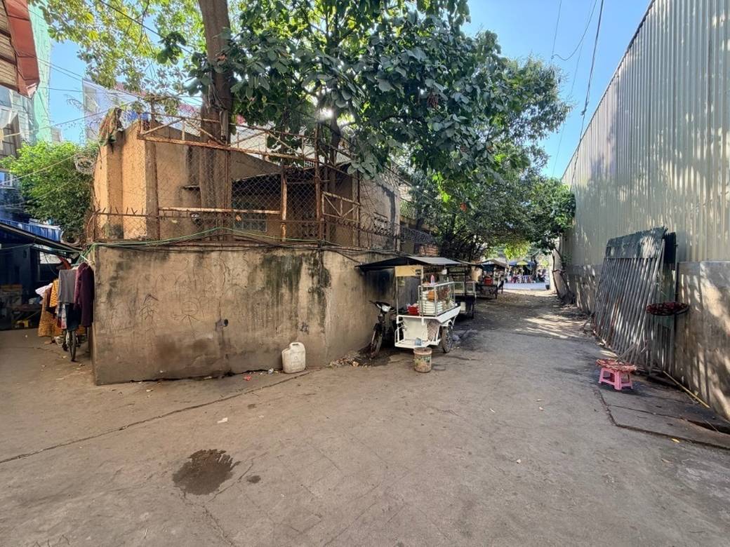 451 sqm Land Size House and lot Na prodej