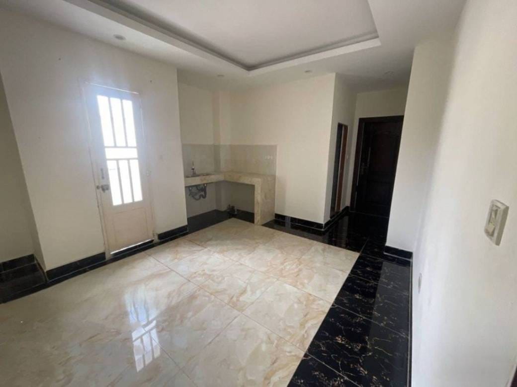 337 sqm Land Size Budova Na prodej