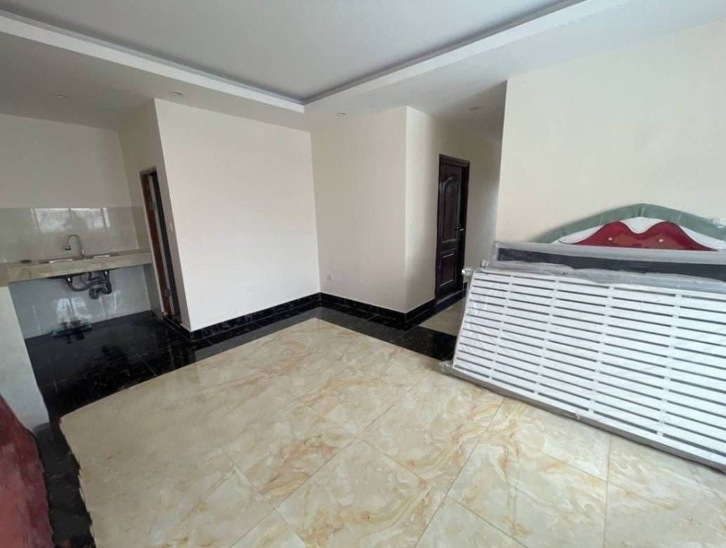 3,661.3 sqm Living Size Budova Na prodej in Meanchey