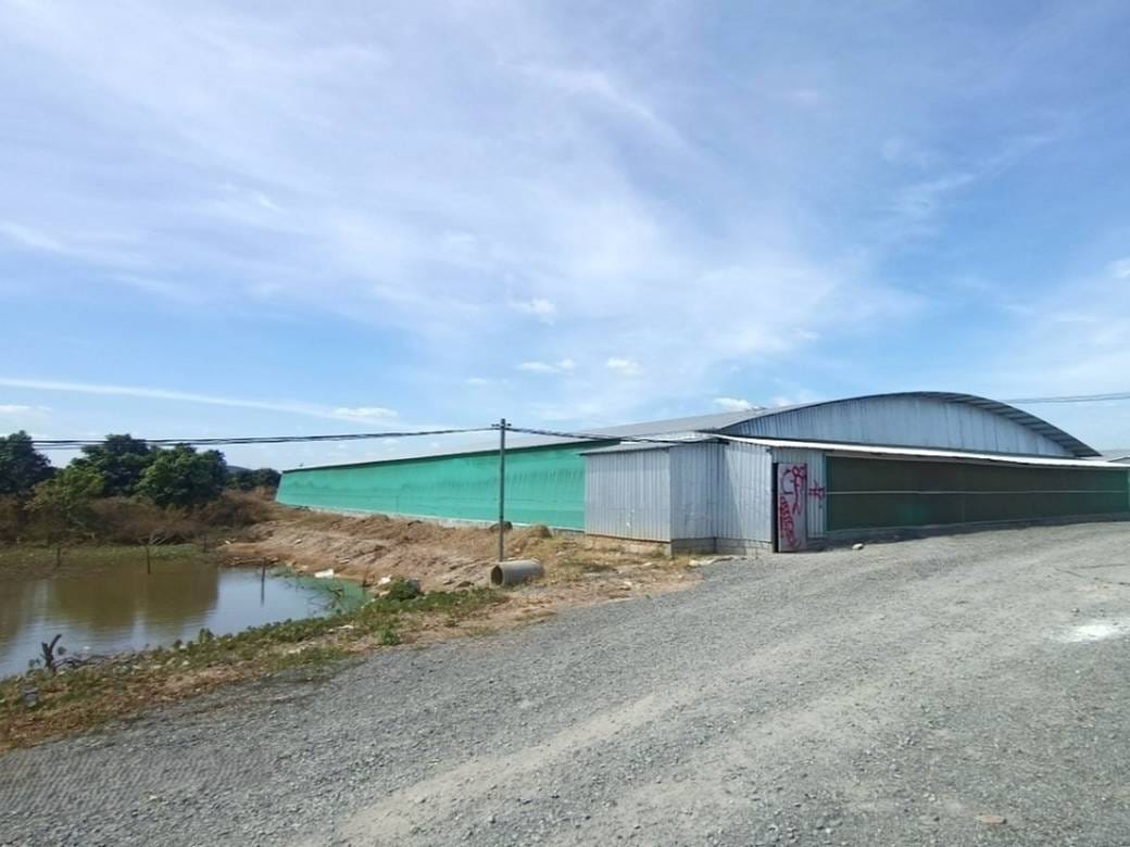 56,657 sqm Land Size Sklad Na prodej
