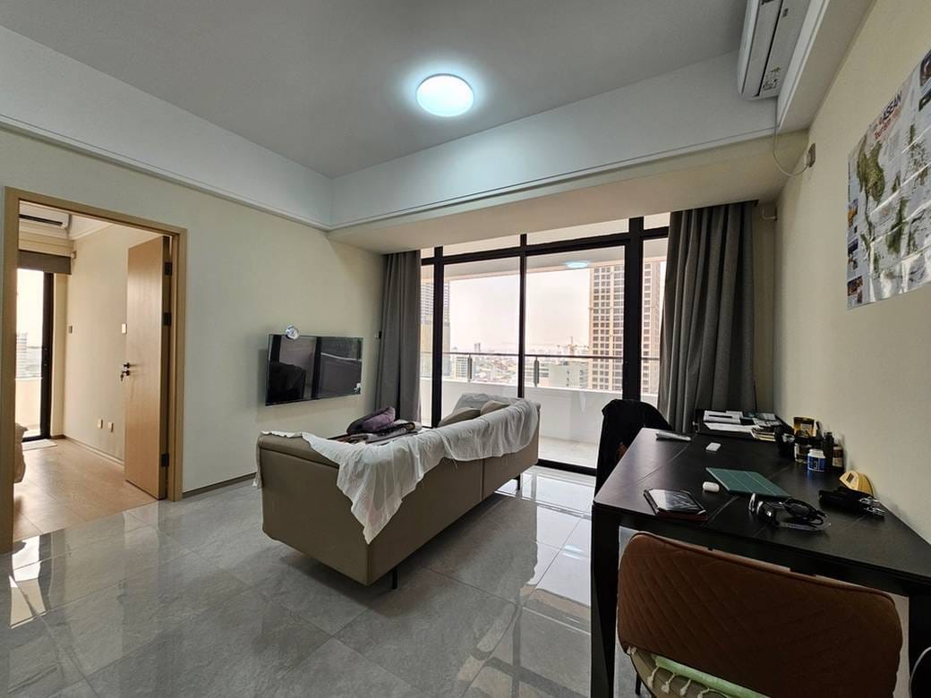 Furnished Condo For Sale & Rent