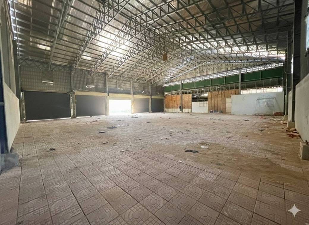 600 sqm Living Size Склад Для Аренды in Dangkao