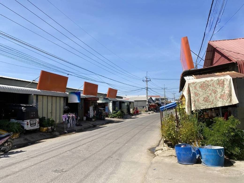 แฟลตเฮ้าส์ สำหรับขาย ขนาดที่ดิน 143 ตร.ม.
