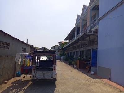 Link House For Sale in Nirouth, Chbar Ampov, Phnom Penh