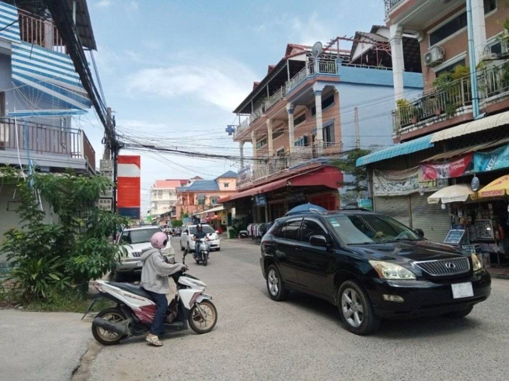Sen Sok168平方米使用面积联排住宅出售