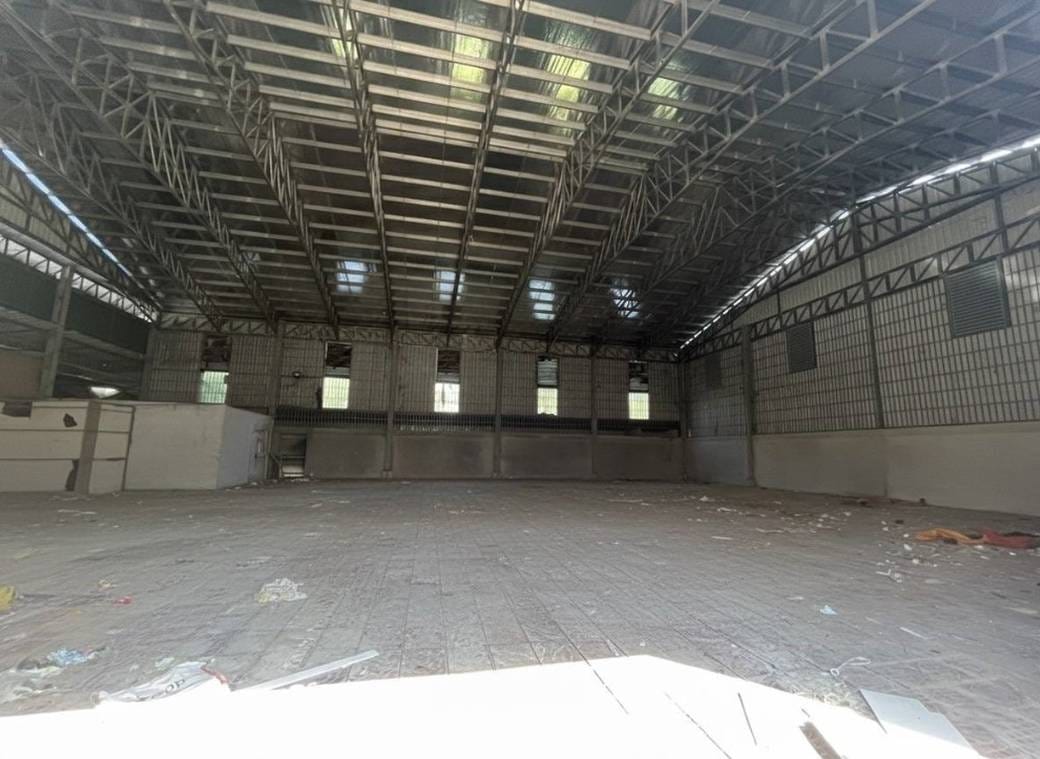 600 sqm Land Size Склад Для Аренды