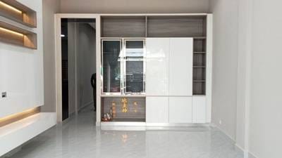 $180,000 Maison-boutique