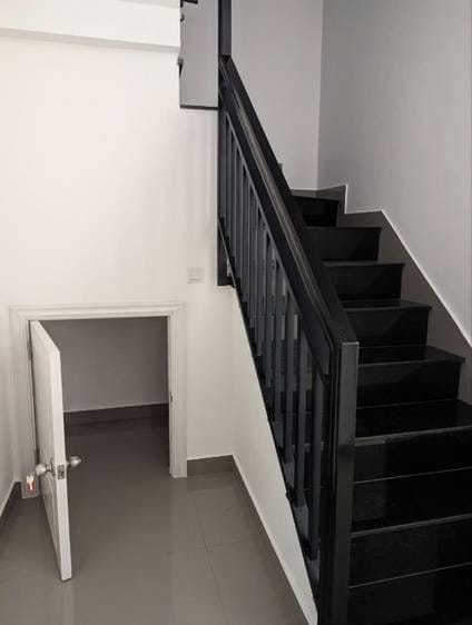 Dangkao店屋出售，价格$165,000