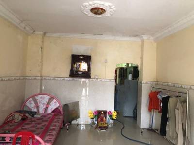 $50,000 Flat House