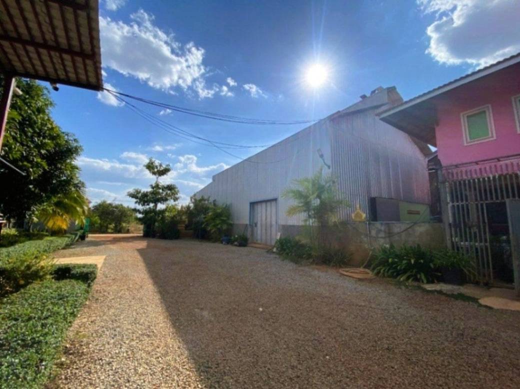 591 sqm Living Size House and lot Na prodej in Anlong Veng