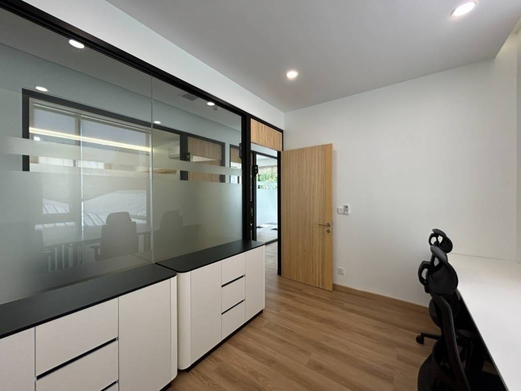 6.9 sqm Living Size Офисы Для Аренды in Chamkarmon