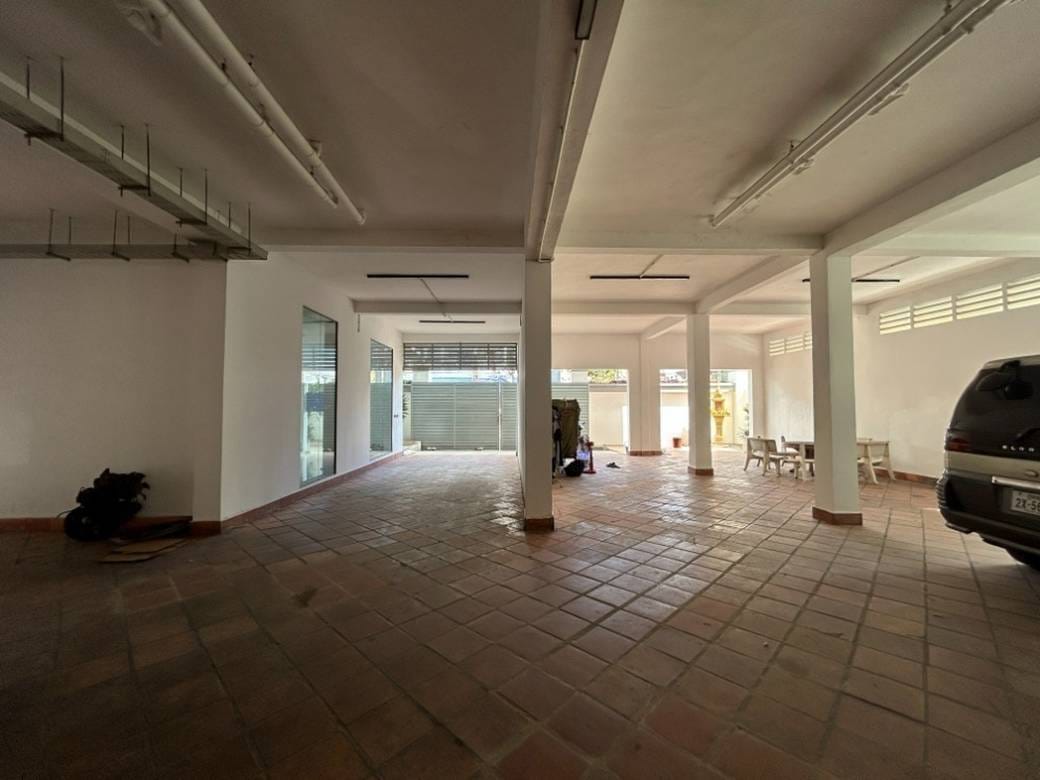 Boeng Keng Kangの建築賃貸物件 $17,000