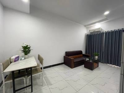 Zařízeno Condo For Sale & Rent