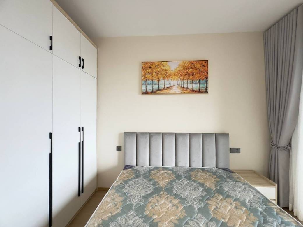 The Pinnacle Residence | $350 Condo