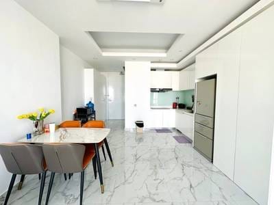 J Tower 2 Condominium | $250,000 Condo