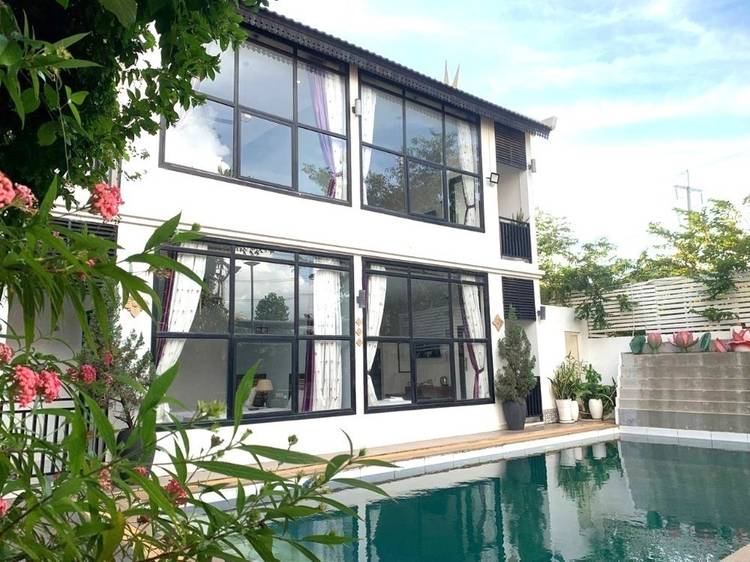 Hotel For Sale in Sala Kamraeuk, Siem Reap