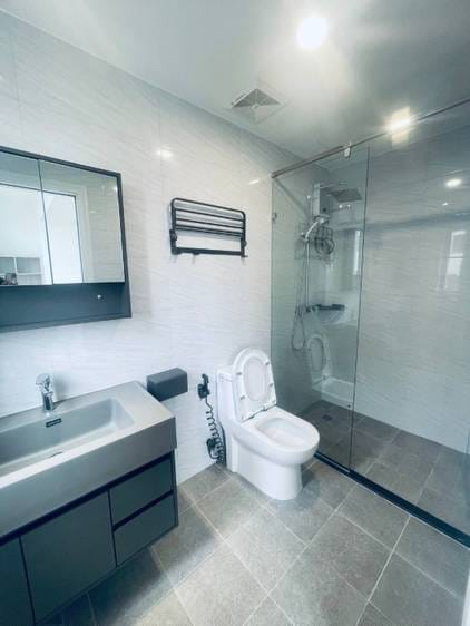 Condo Na wynajem o powierzchni mieszkalnej 130 m² w Toul Kork