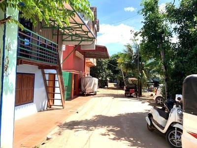 55平方米土地面积的House and lot出售