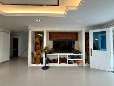 500 sqm Living Size Villa For Sale in Russey Keo