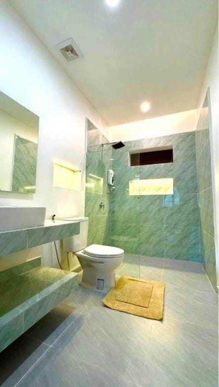 150平方米土地面积的House and lot出租，价格$370