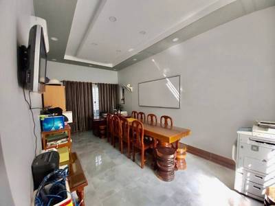 600 sqm Living Size Vila Na prodej in Chamkarmon