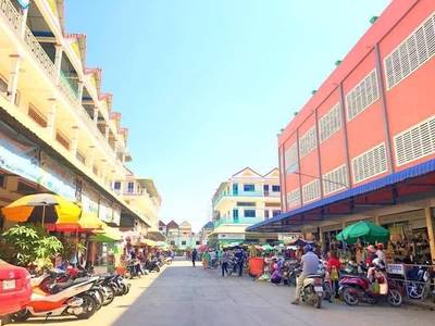แฟลตเฮ้าส์ สำหรับขาย พื้นที่ใช้สอย 151.2 ตร.ม. ใน Dangkao