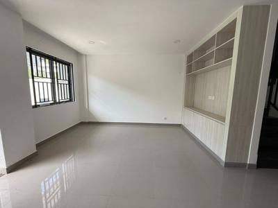 180 sqm Living Size Dvojvila For Sale & Rent in Chroy Changvar