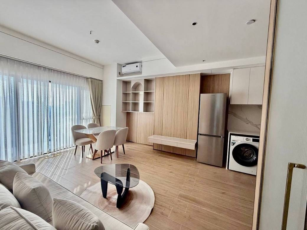 Vue Aston | Zařízeno Condo For Sale & Rent