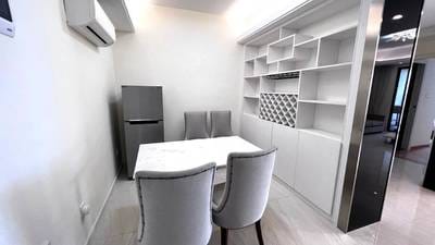 Sky31 | Zařízeno Condo K pronájmu