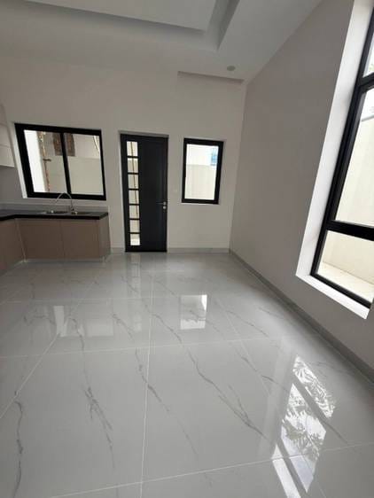 101.25 sqm Land Size Shophouse Na prodej for $400,000