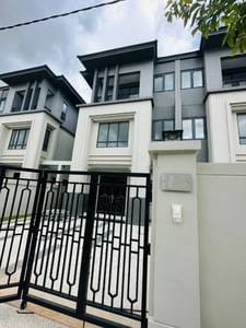 $225,000 Вилла с двумя спальнями