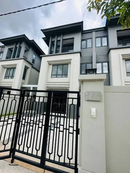 $225,000 Вилла с двумя спальнями