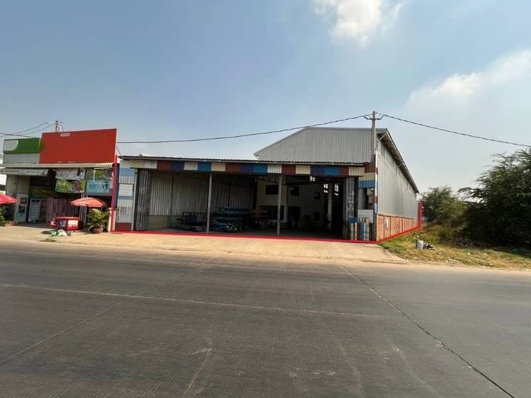 ឃ្លាំង សំរាប់លក់ នៅ Khmuonh, Sen Sok, Phnom Penh
