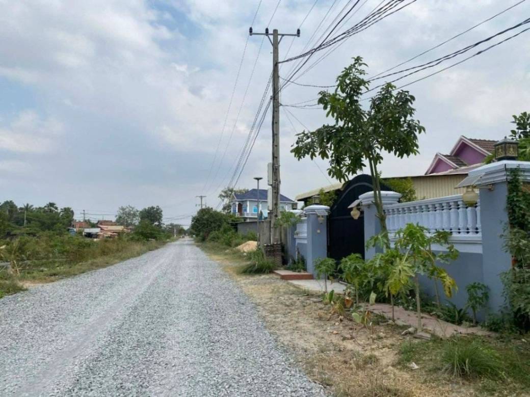 House and lot出售，位于Ampov Prey 县, Kandal Stueng 县, 干拉省