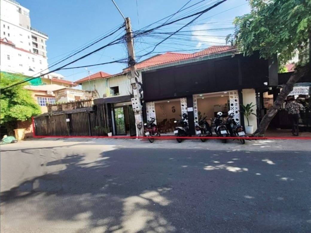 87平方米土地面积的店屋出售