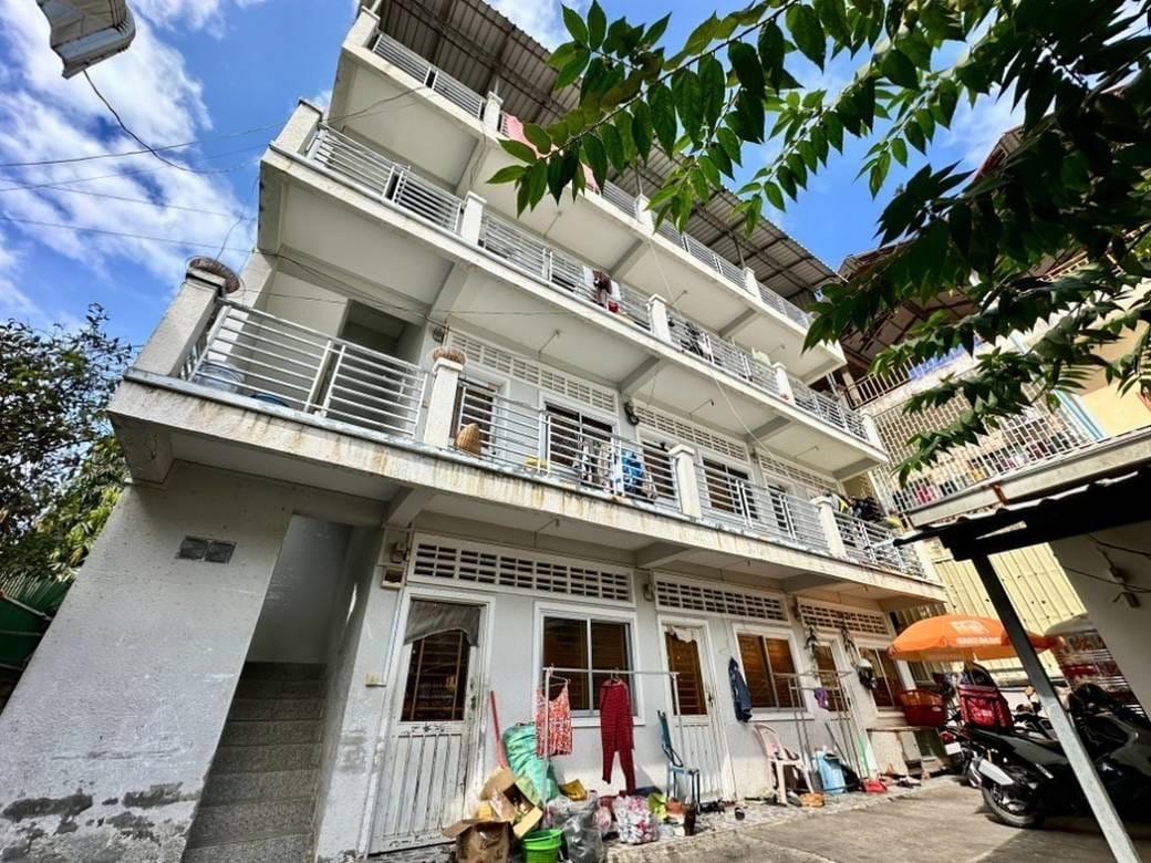 🏦House Available for Urgent Sale at a Special Price (Negotiable).