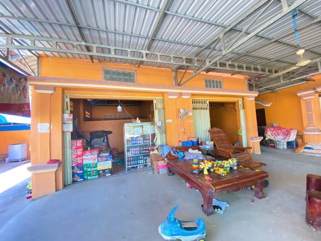CommercialShophouse Na sprzedaż o powierzchni działki 1,111 m²