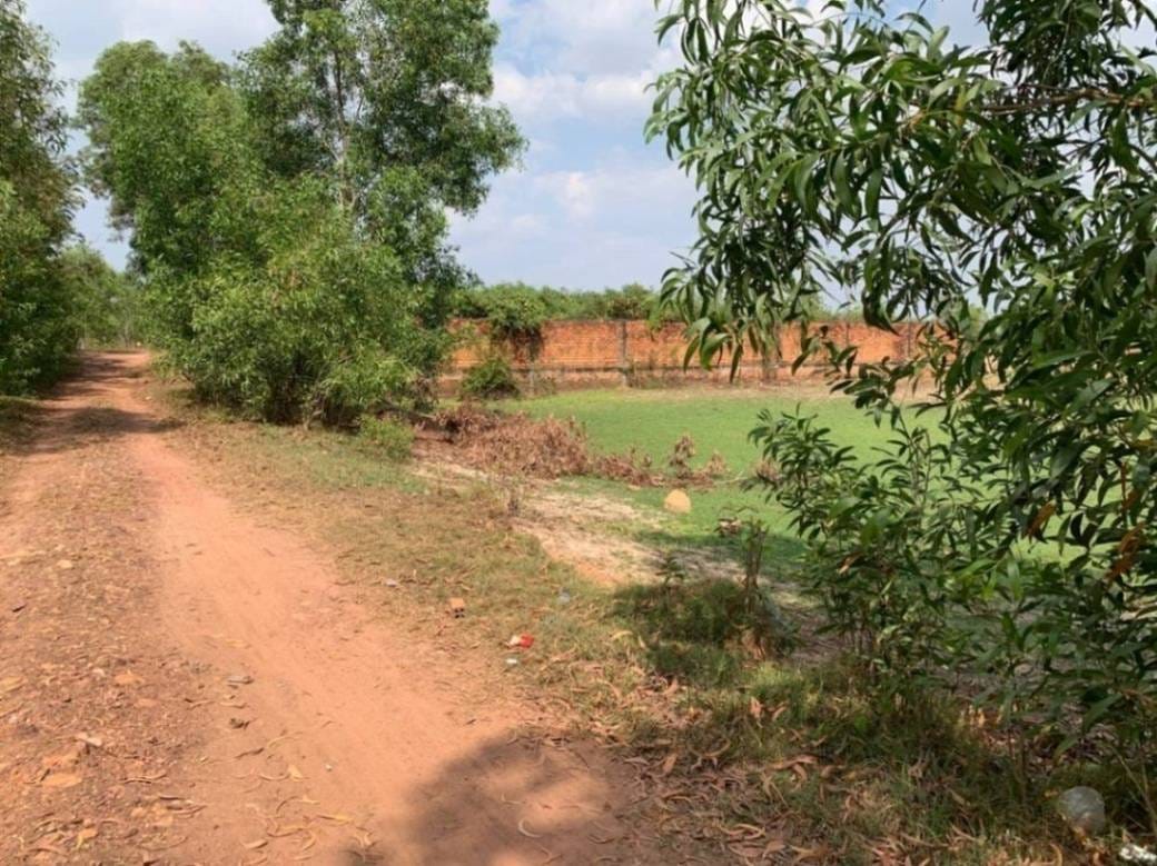 ที่ดิน สำหรับขาย ใน Tuek Chhou $290,000