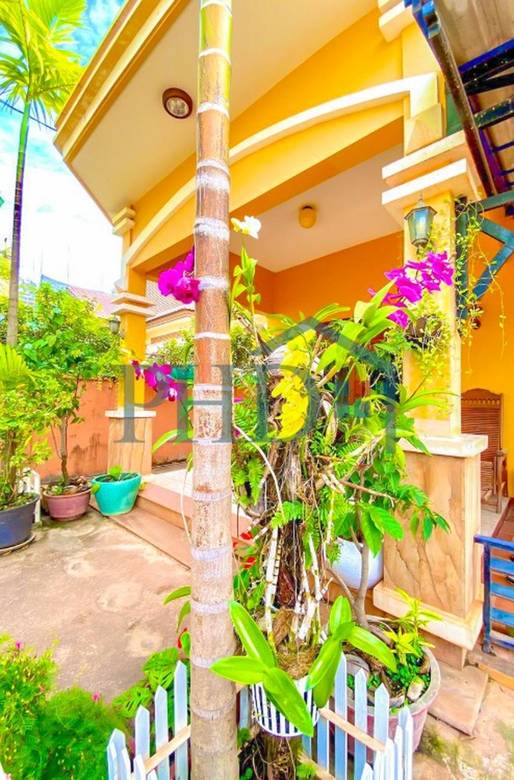 297平方米土地面积的别墅For Sale & Rent