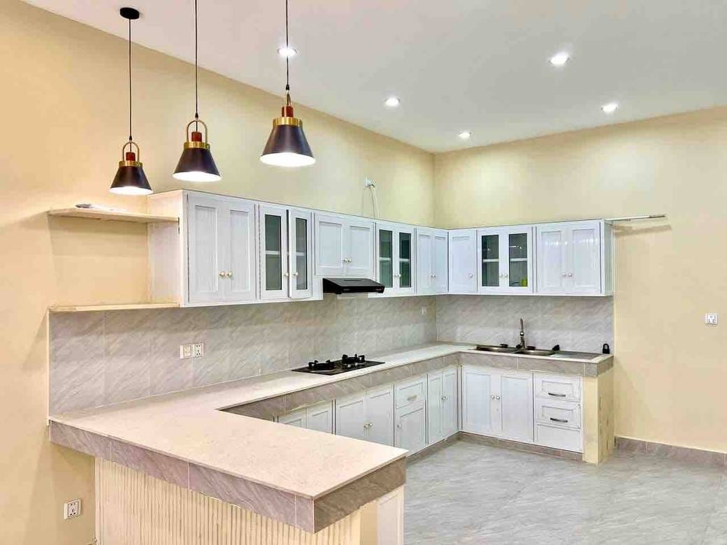 Meanchey店屋出售，价格$160,000