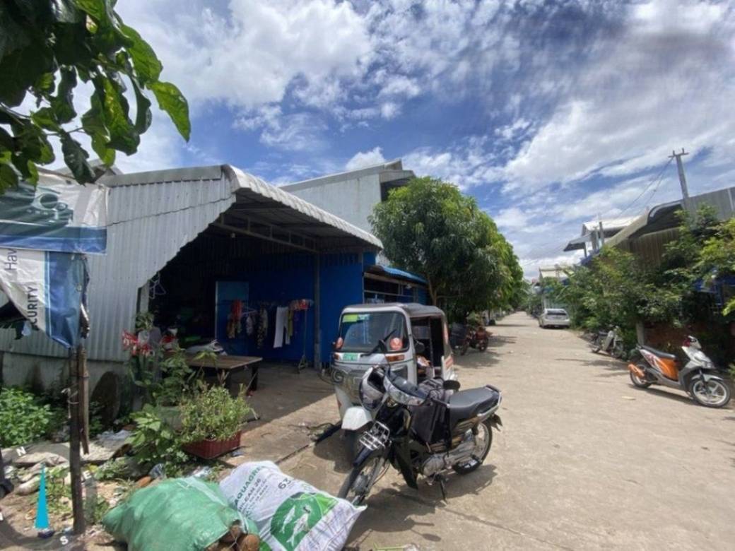 Sklad Na prodej in Chrang Chamres 2, Russey Keo, Phnom Penh
