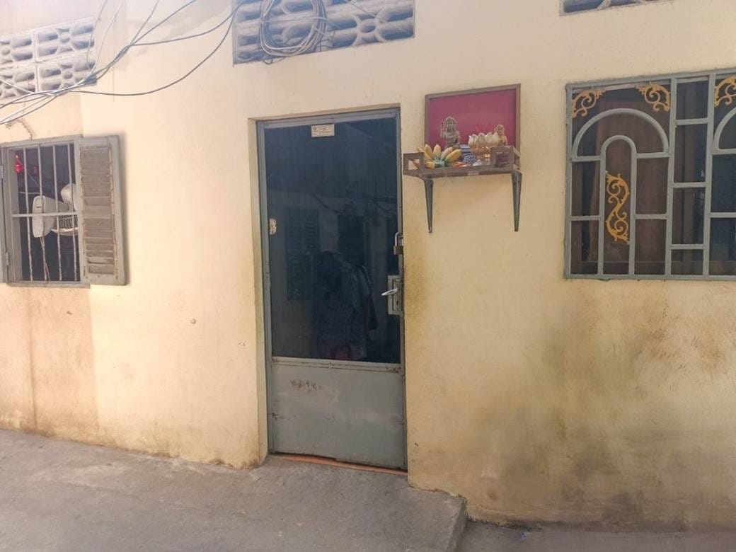 90 sqm Land Size House and lot Na prodej