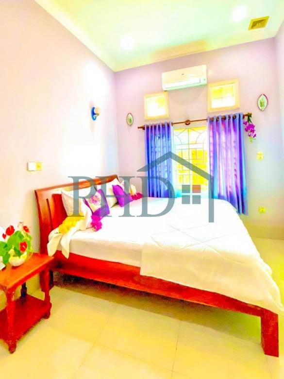 带2个停车位的别墅For Sale & Rent