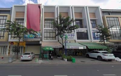 $1,500 Shophouse