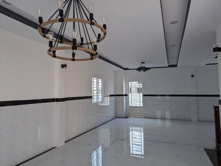 160 sqm Living Size Vila Na prodej in Kamboul