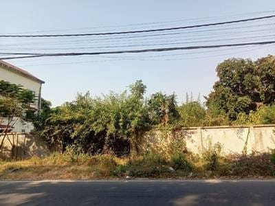 Lot For Sale in Chroy Changvar $3,284,400