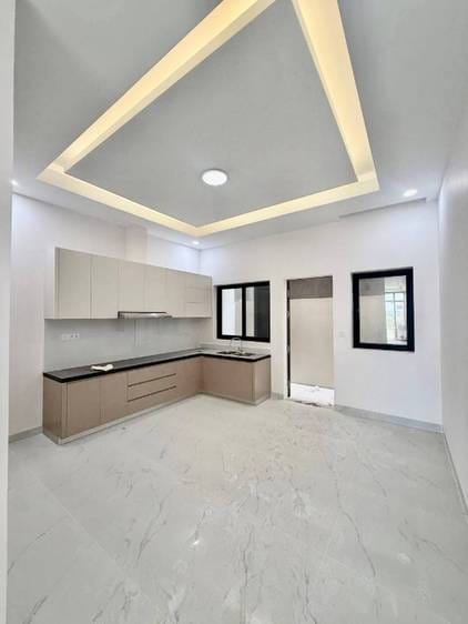 Shophouse For Sale in Preaek Lieb, Chroy Changvar, Phnom Penh