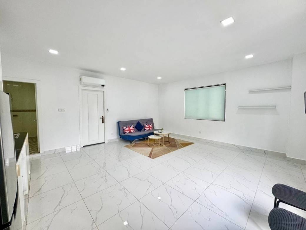 Furnished Apartment For Rent