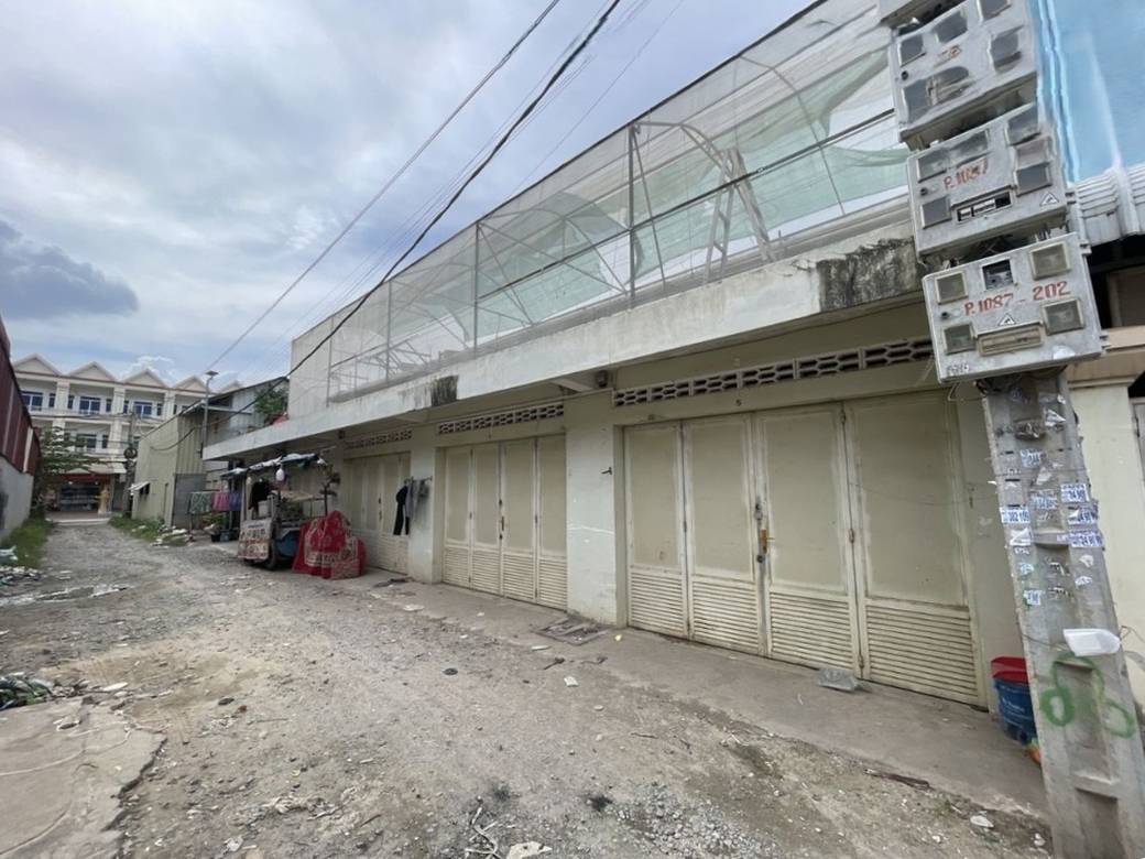 House and lot À vendre de 364 m² habitables à Sen Sok