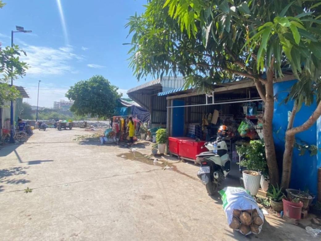 House and lot Na prodej in Chrang Chamres 2, Russey Keo, Phnom Penh